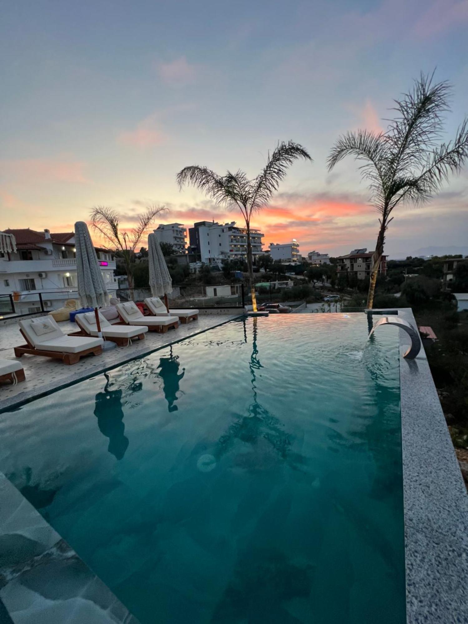 Sunlight Hotel 4*