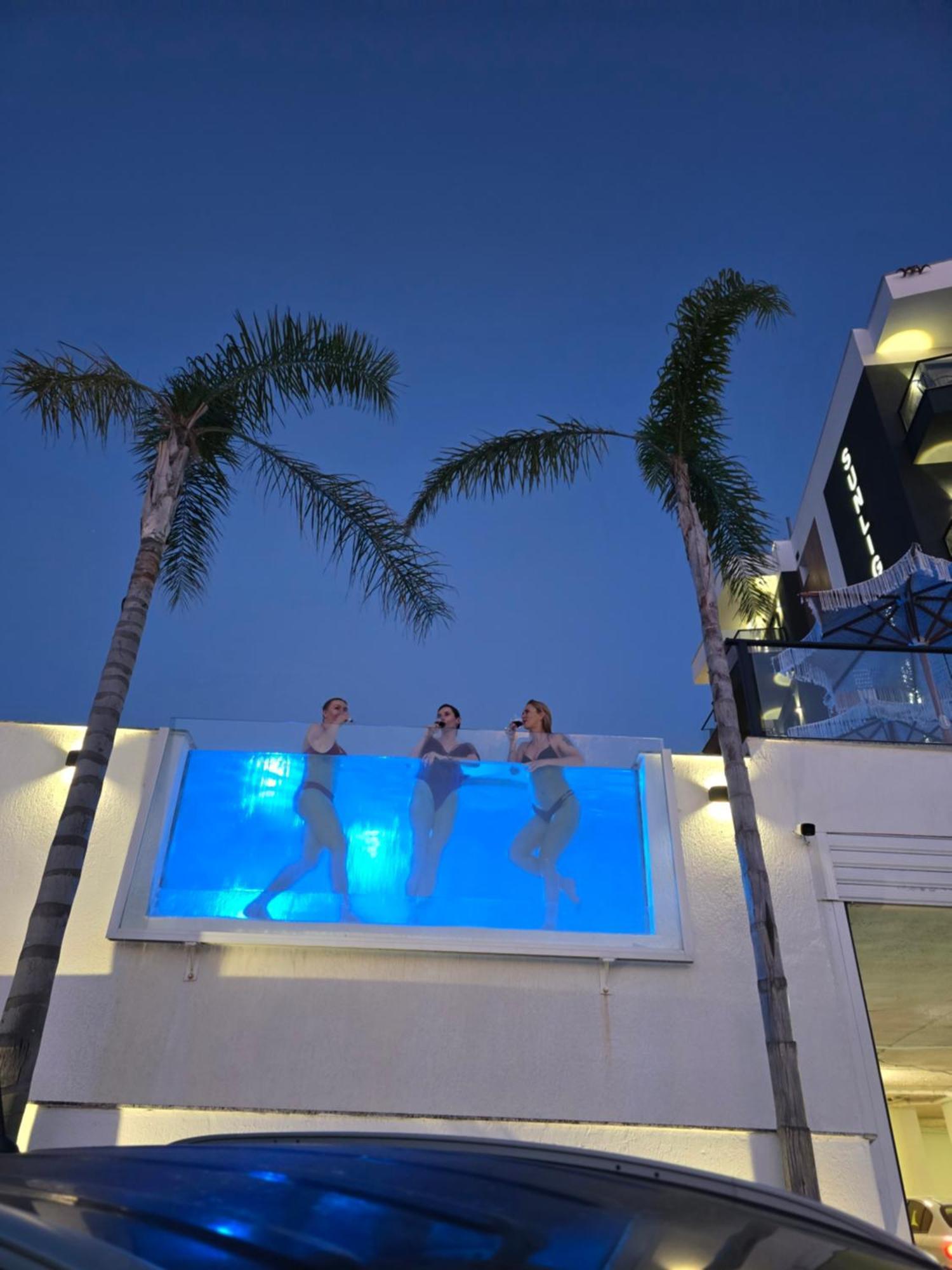 Sunlight Hotel 4*