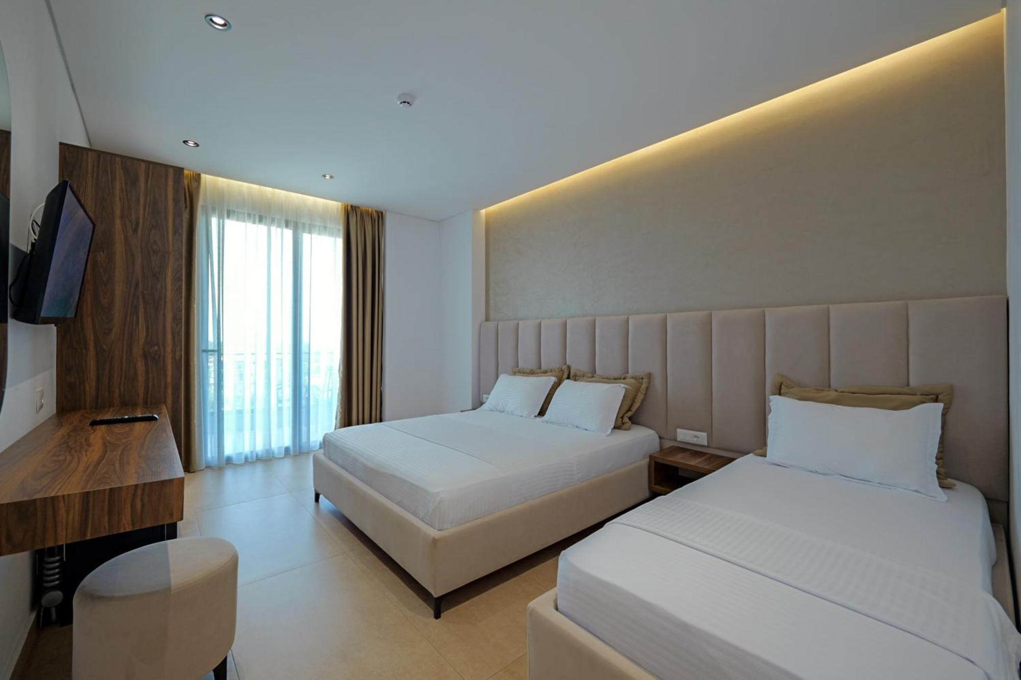 Sunlight Hotel